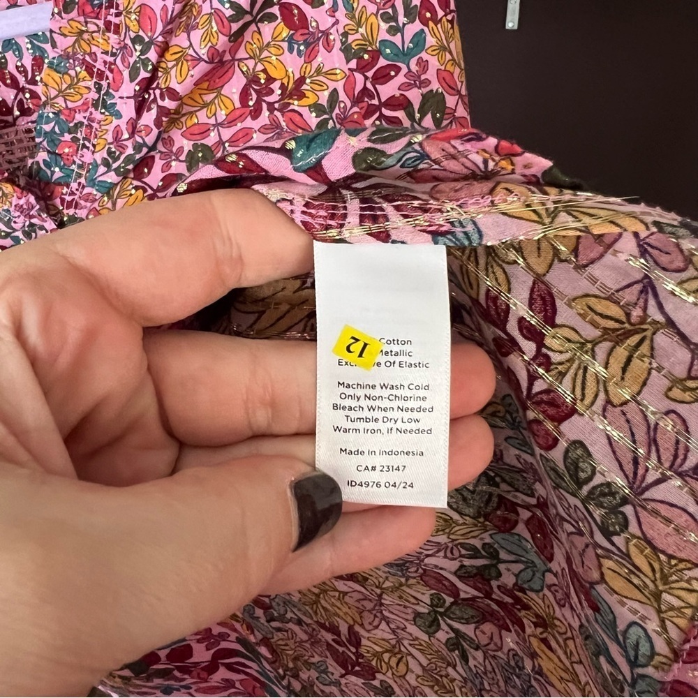 Talbots Ruffle Top - Gathered Leaves Medium - Picture 8 of 9